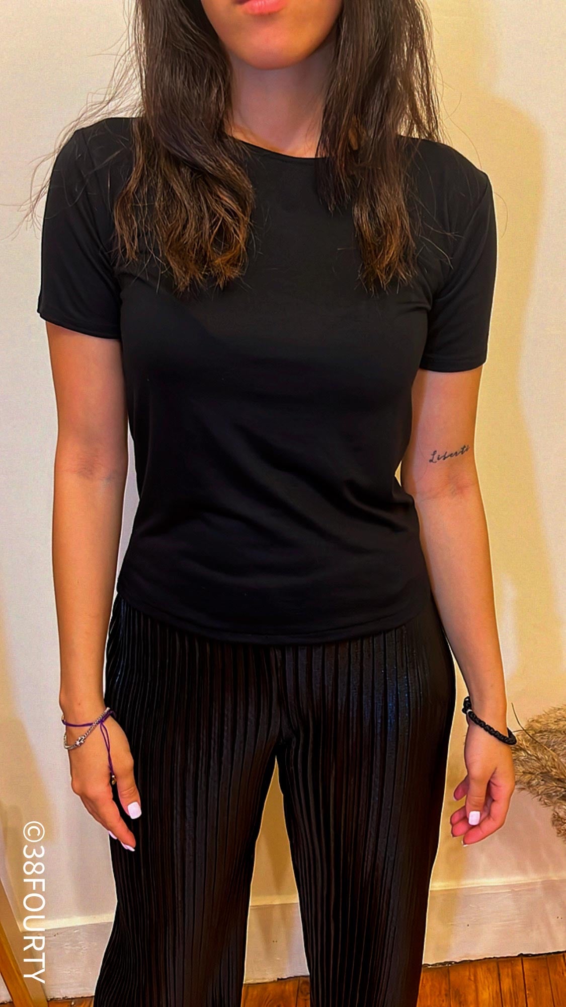 Fitted Basic T-Shirt